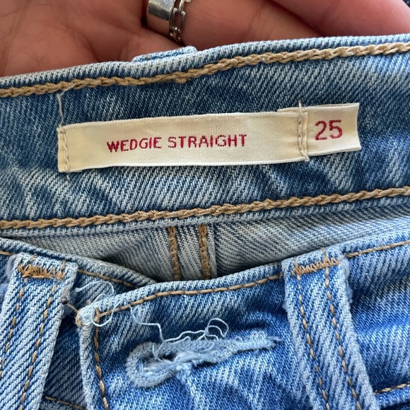 levi’s wedgie - Picture 2 of 3